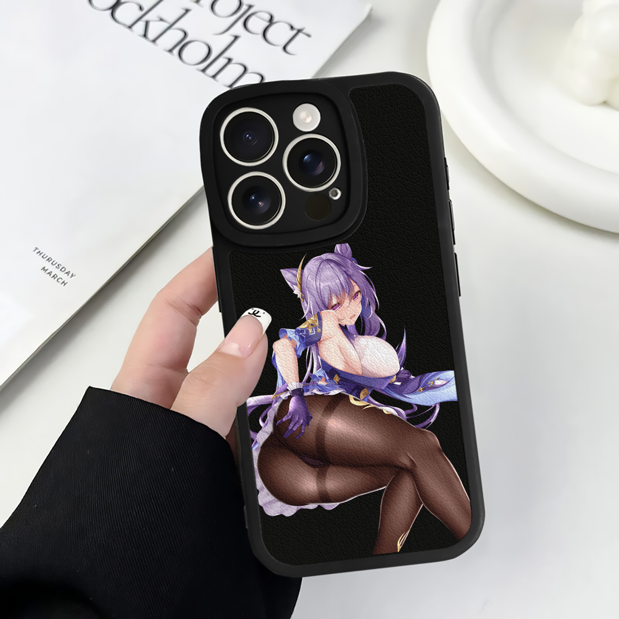 げんし神 刻晴 こくせい genshin Kokusei 【iPhone 16シリーズ対応】シリコンスマホケース（レザー調） 材質：シリコン